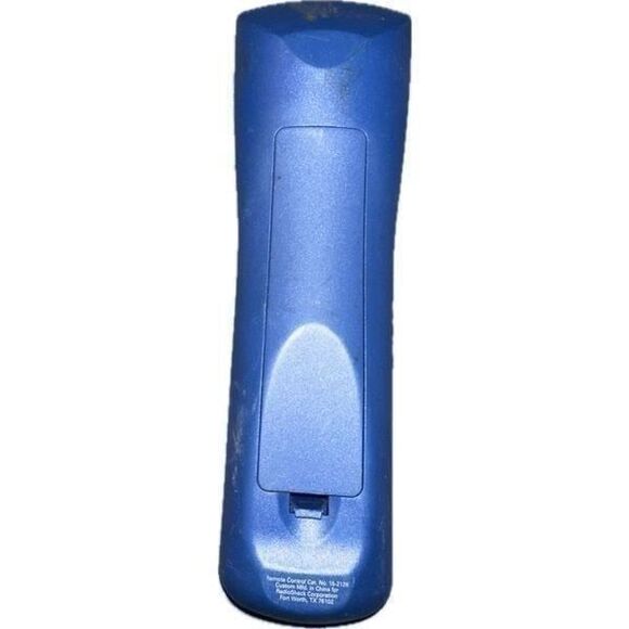 Radio Shack American Flag Design 4-in-1 Remote Control - Picture 2 of 2